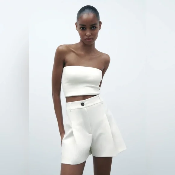 Zara Pleated Shorts - Picture 5 of 10